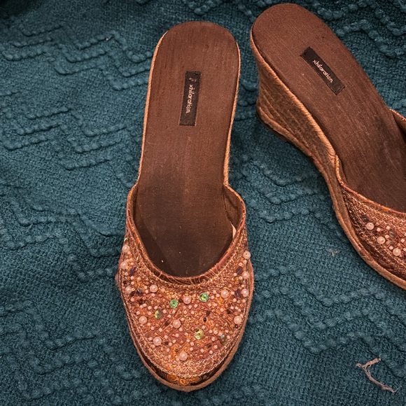 Brown Wedges - Picture 2 of 2